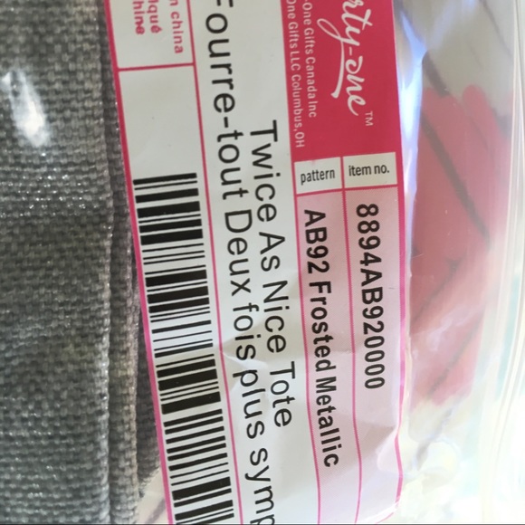 Twice as nice tote thirty one sold - Picture 3 of 8